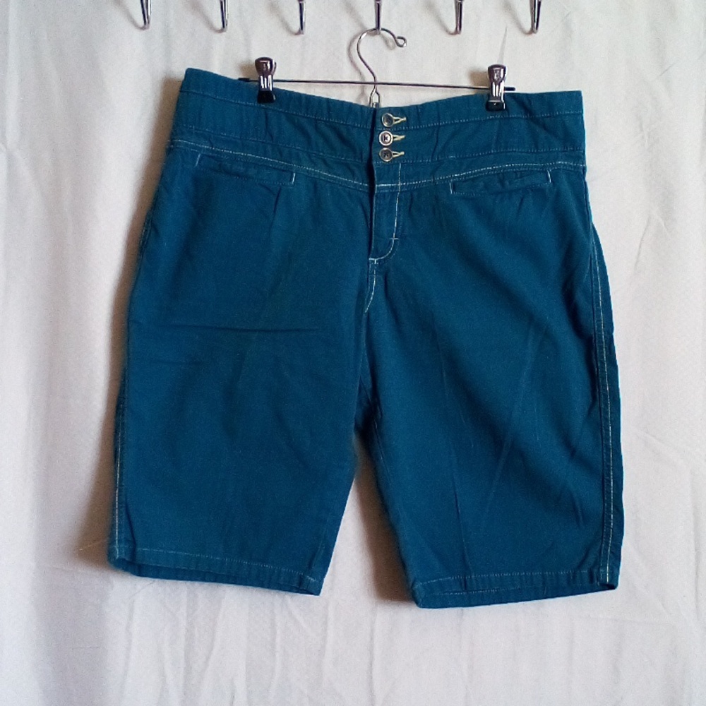 Lee One True Fit Lower on the Waist Women's Shorts Blue size 16M